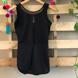Lululemon top